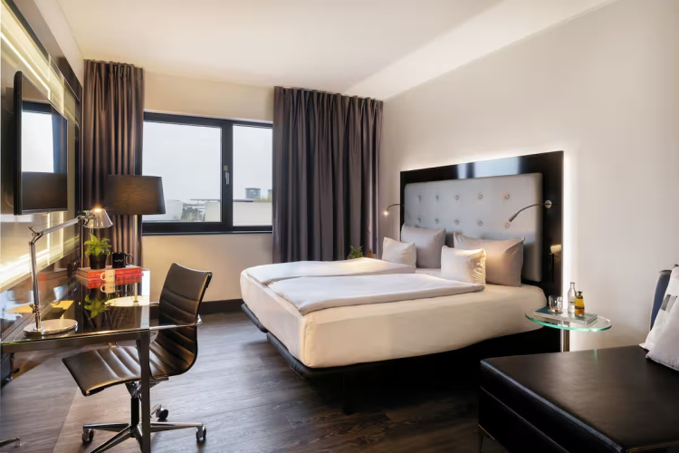 The INNSiDE Premium Double room (twin beds)