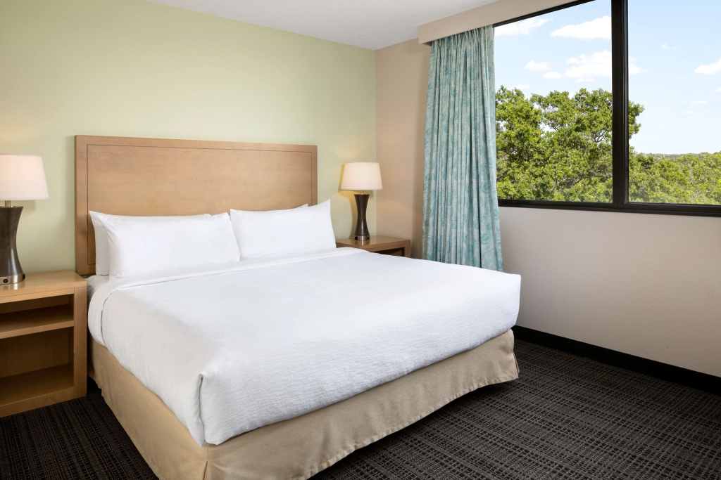 Embassy Suites by Hilton Tampa Airport Westshore - Chambres