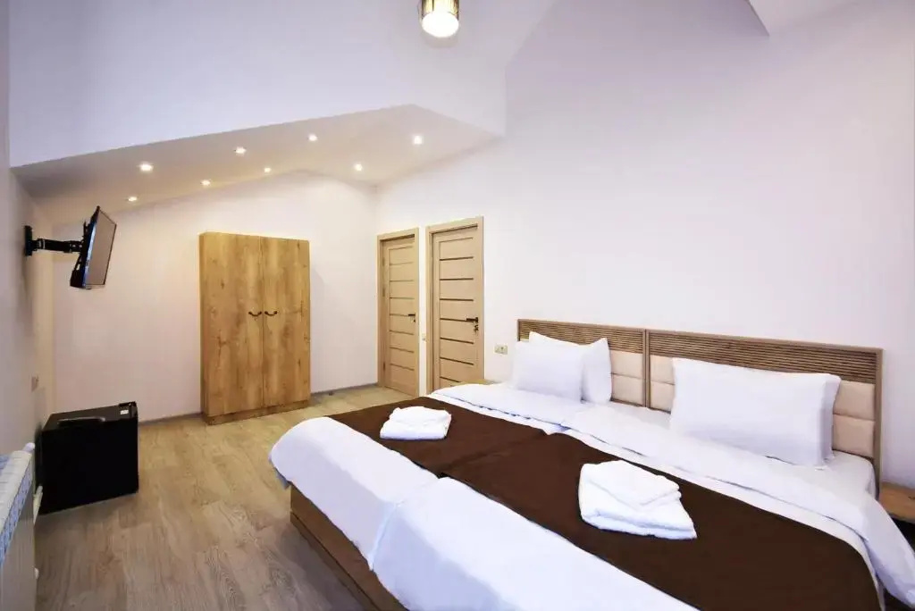 Double room (twin beds)