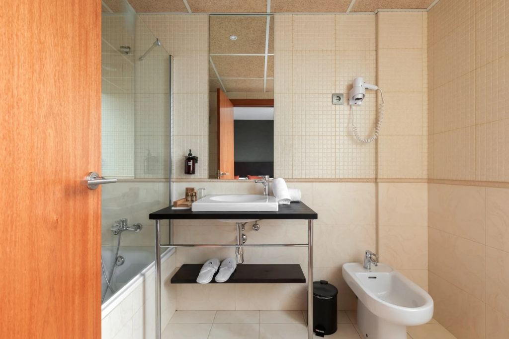 Hotel Acta Sant Just - Chambres