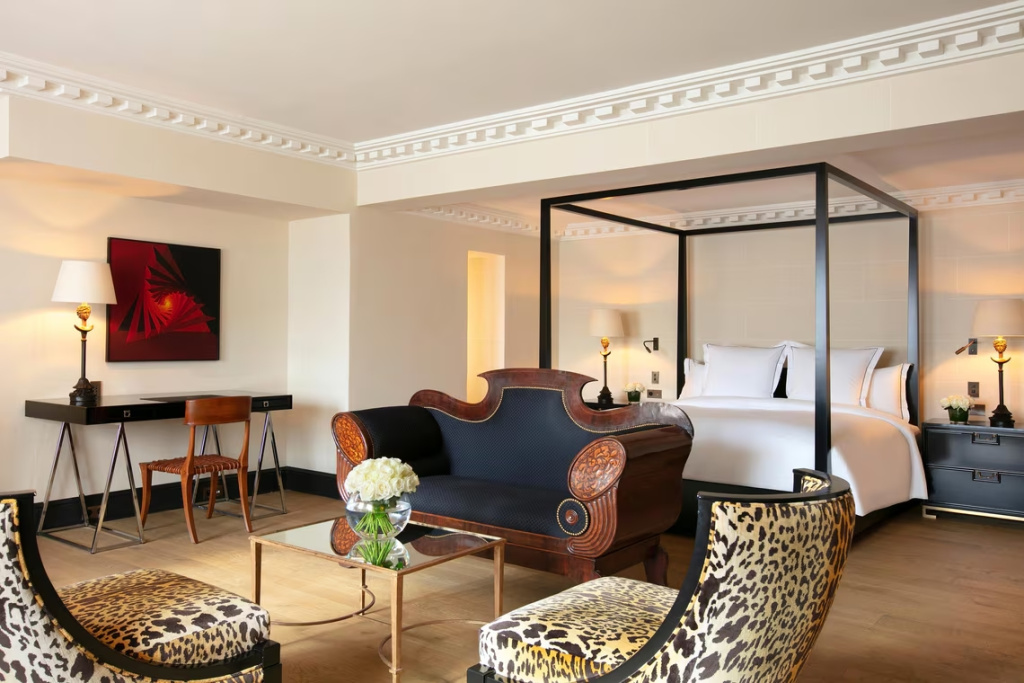 Hôtel de Berri Champs-Élysées, a Luxury Collection Hotel 77