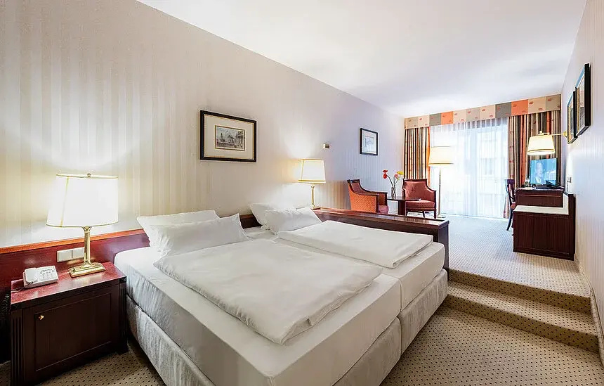 Deluxe Double room (full double bed)
