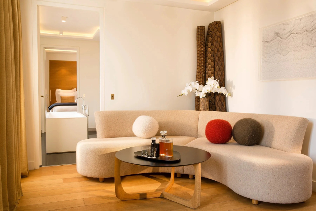 Hotel Marignan Champs - Elysées 48