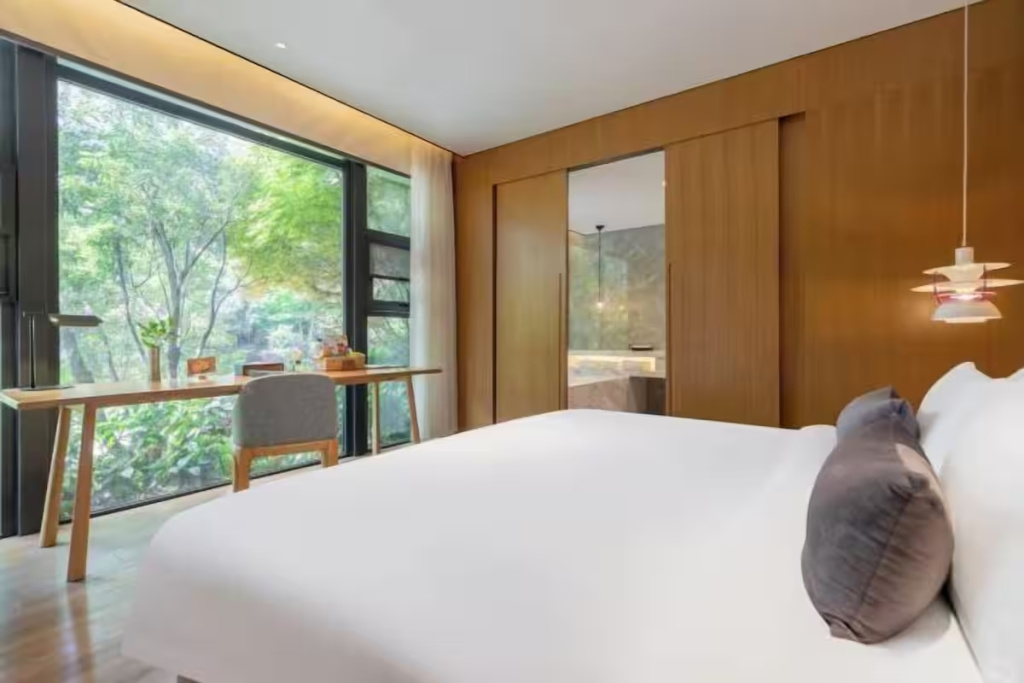 Garden Double Suite (full double bed)