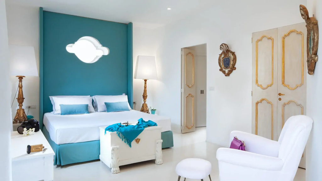 Double Junior Suite (full double bed)