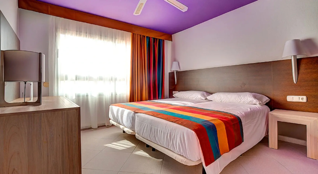 SBH Monica Beach Hotel - Chambres