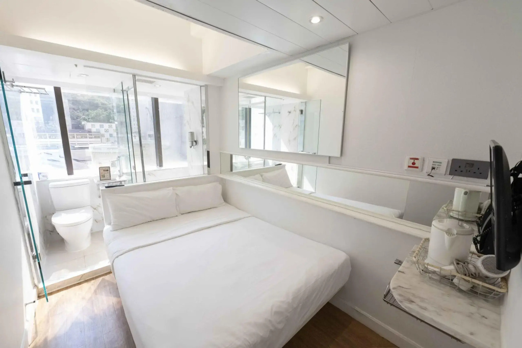 Smart Double room (full double bed)
