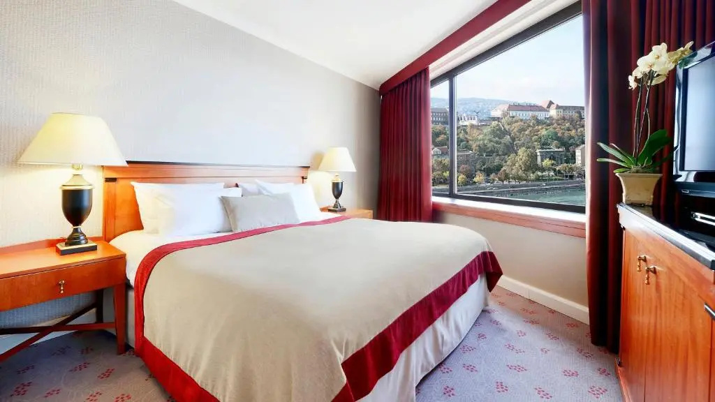 Double Junior Suite (full double bed)