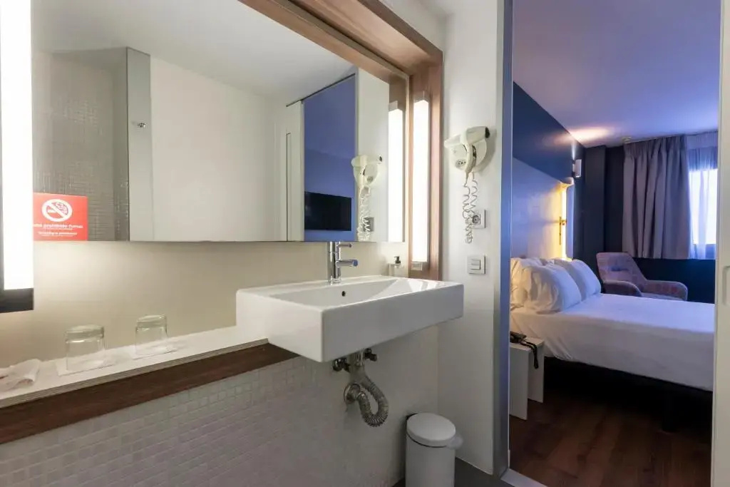 Hotel Travelodge Malaga Airport - Général