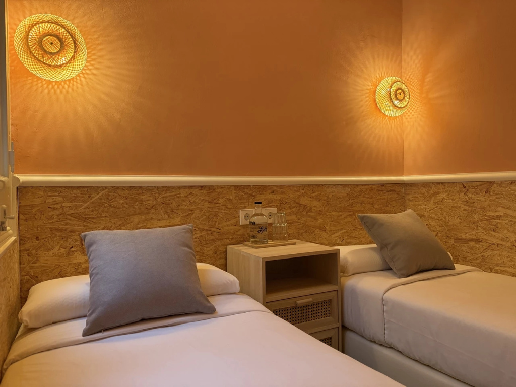 Double room (twin beds)