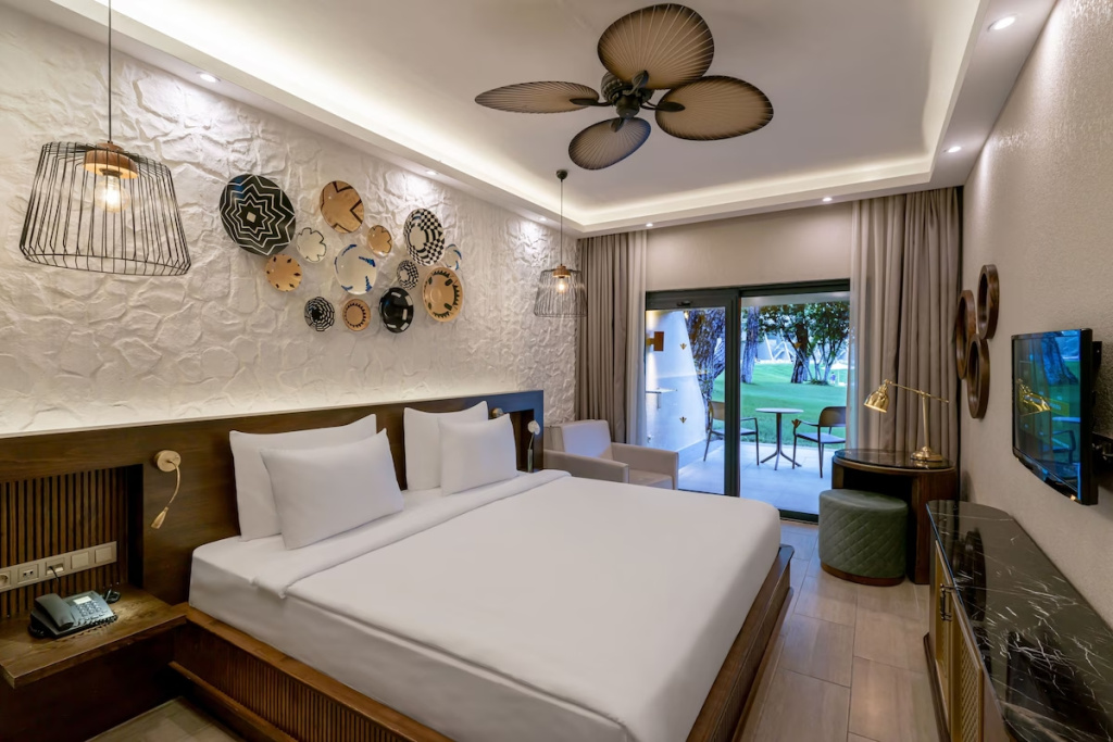 Comfort Double room Land View (full double bed)