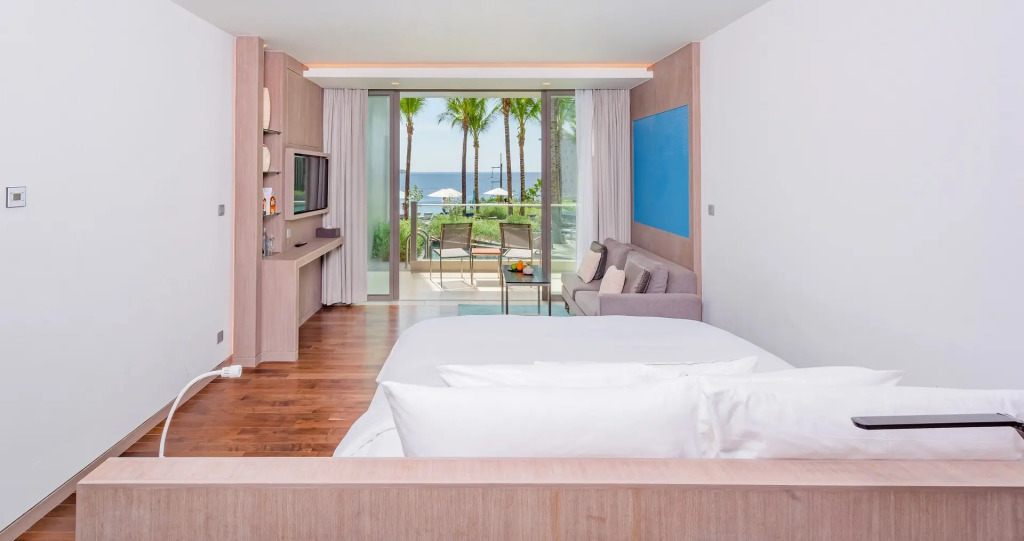 Двухместный номер Pool Access Comfy 2 отдельные кровати в Oceanfront Beach Resort