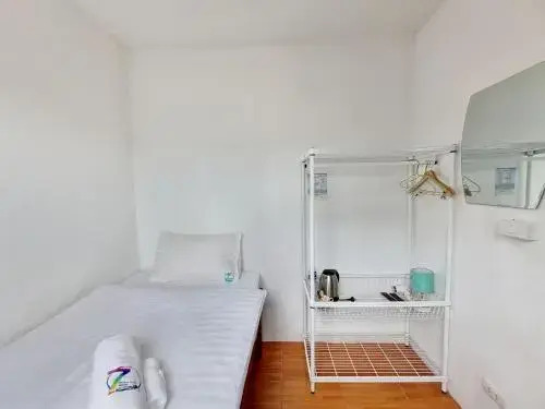 Одноместный номер Transit в 7Q Bangla Hotel
