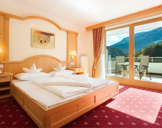 Dolomite Royal Family Suite