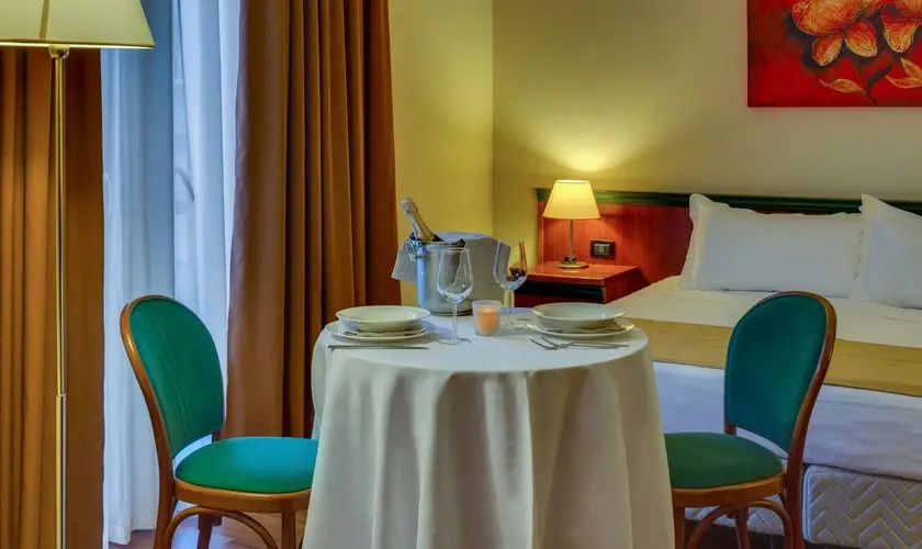 Double Junior Suite (full double bed)
