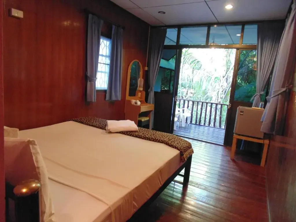 Standard with Air Conditioning Double Bungalow (full double bed)