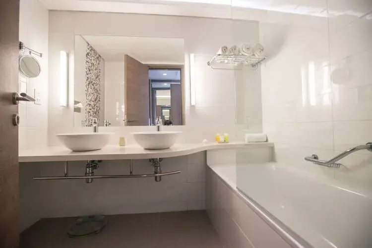Vassos Nissi Plage Hotel & Spa - Chambres