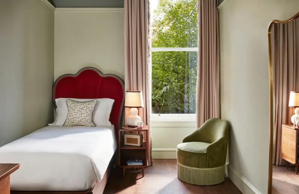 Snug Single room