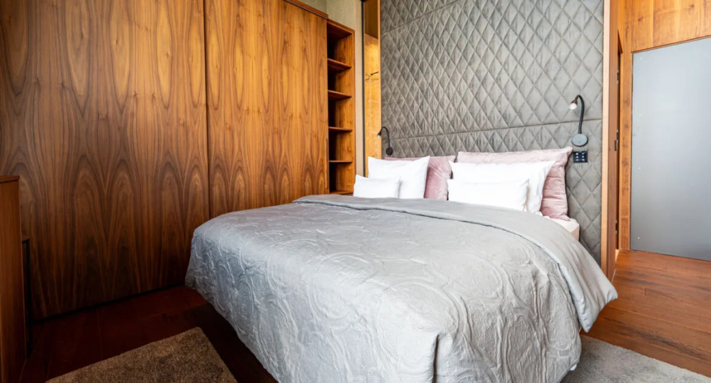 Penthouse Suite with balcony