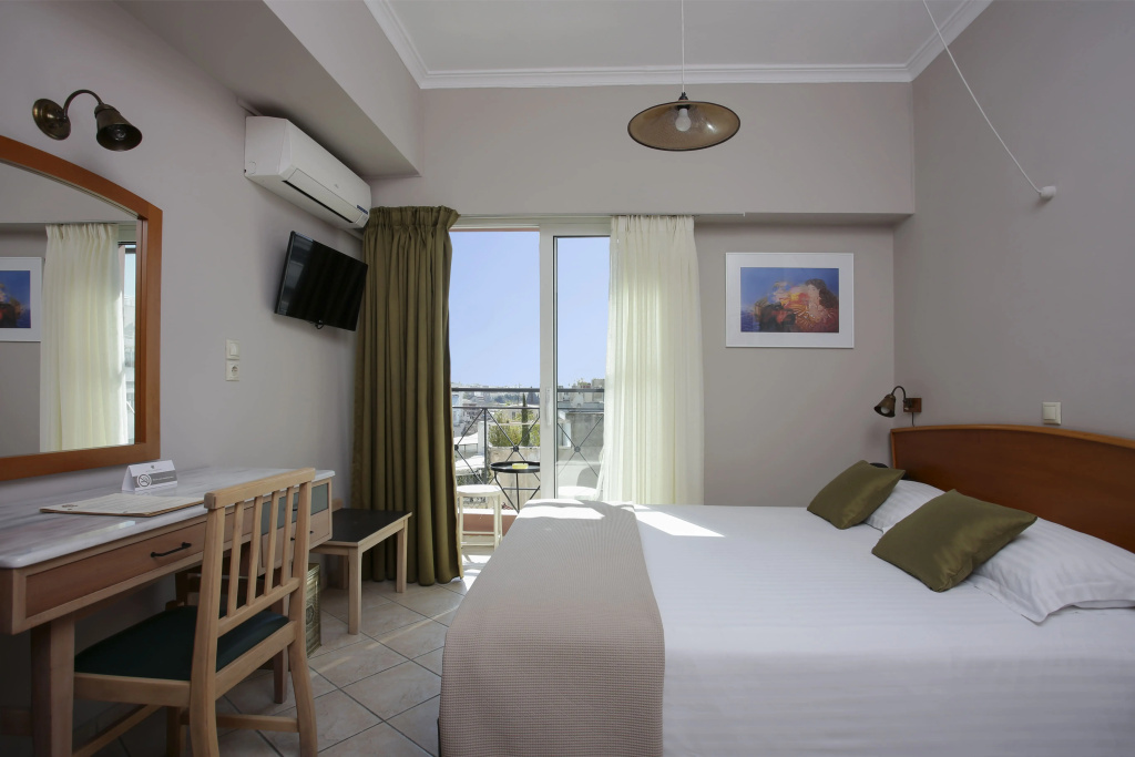 Standard Double room (full double bed)