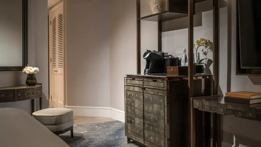 Four Seasons Singapore