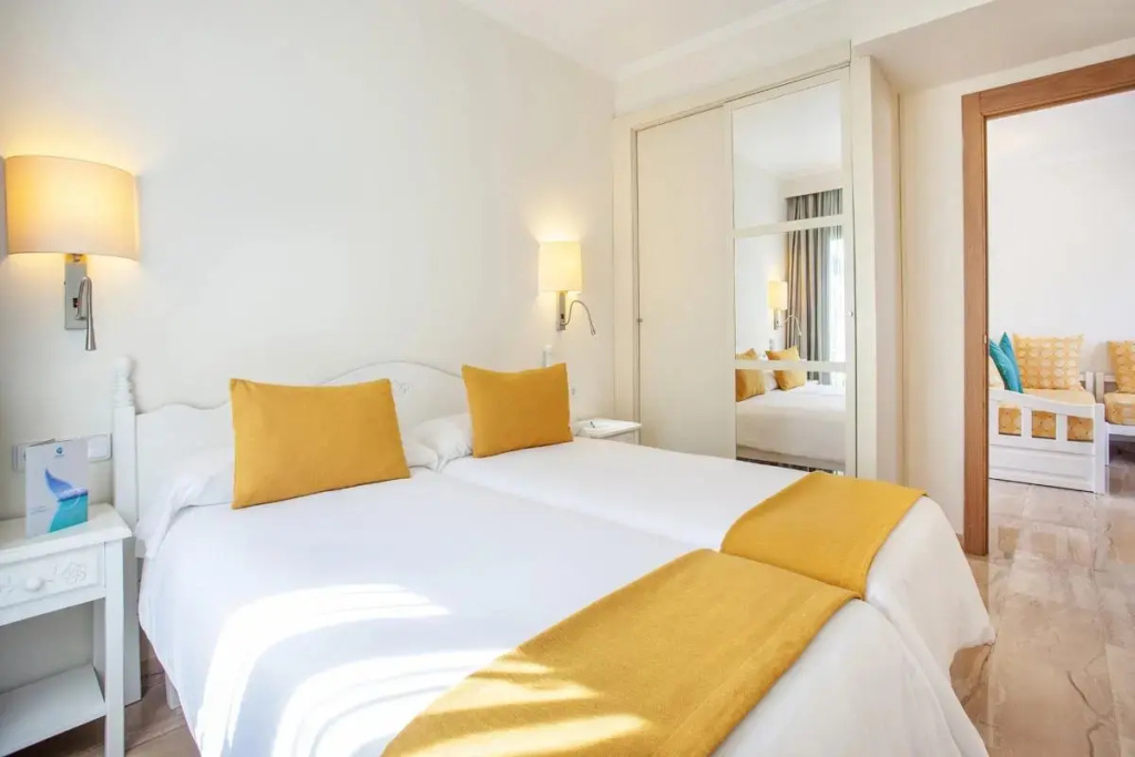 1 Bedroom Double Apartment (twin beds)
