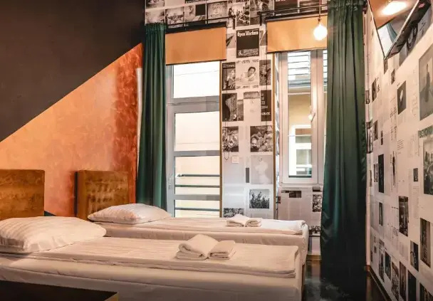 Double room (twin beds)