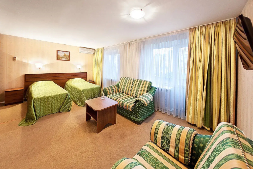 Double Studio (twin beds)