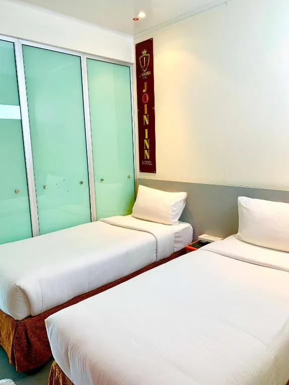 Internal Double room (twin beds)