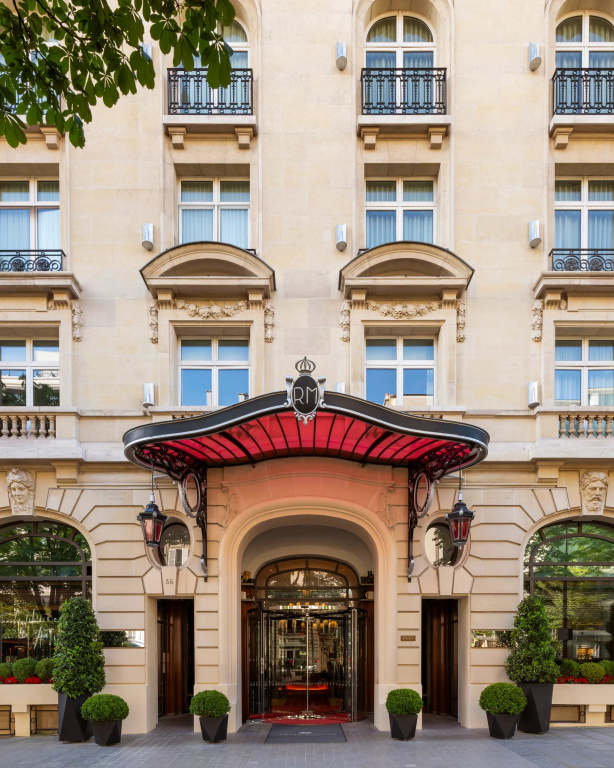 Le Royal Monceau - Raffles Paris — фото