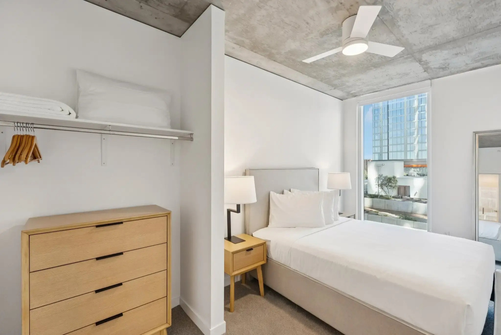 1 Bedroom Premium Double Apartment (full double bed)
