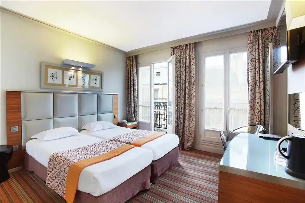 Standard Double room (full double bed)
