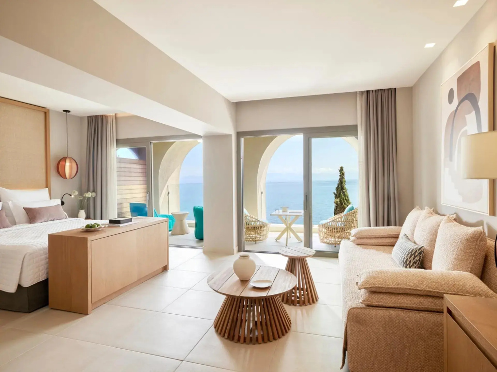 Bungalow Double Junior Suite with panoramic sea view (full double bed)