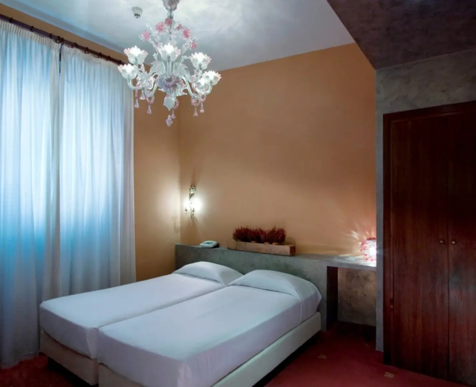 Hotel Columbia - Chambres