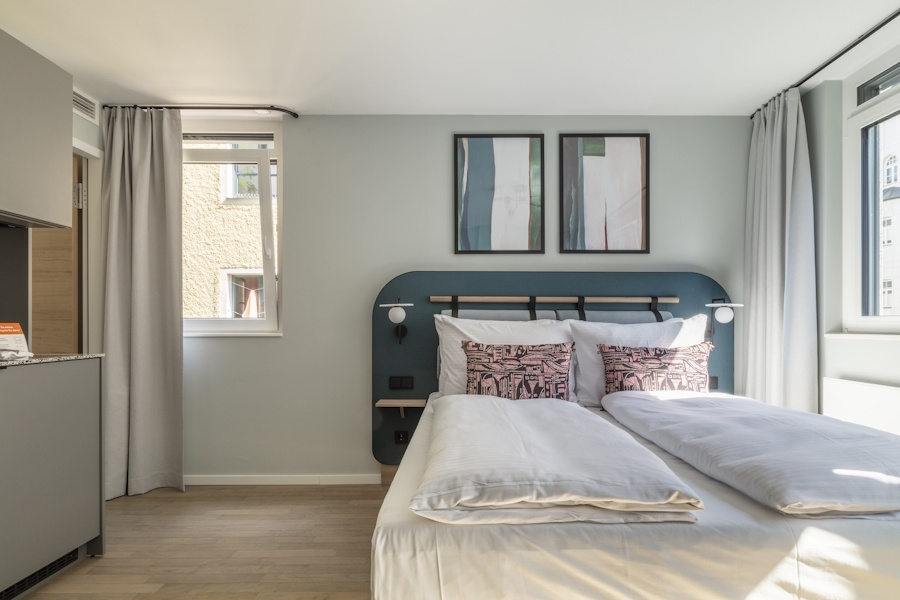 Medium Double Studio (full double bed)