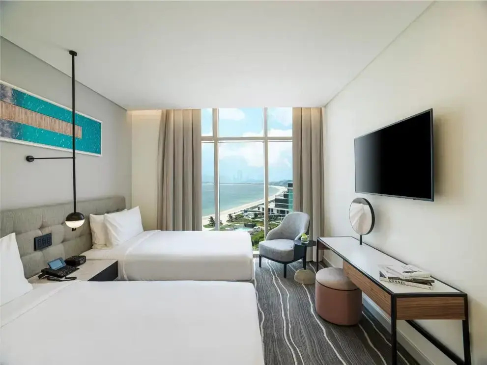 Deluxe Palm Double room with sea view twin beds