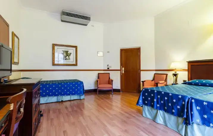 Triple room