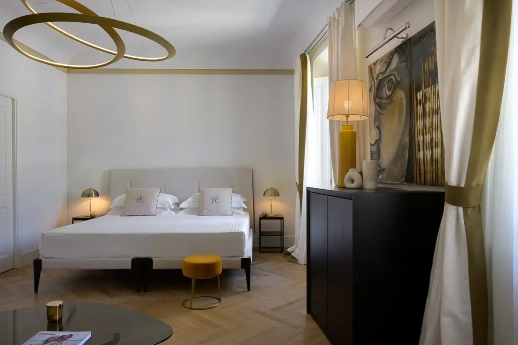 Deluxe Double Junior Suite (full double bed)