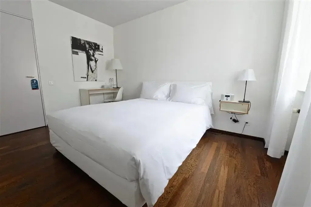 Easy Double room (full double bed)