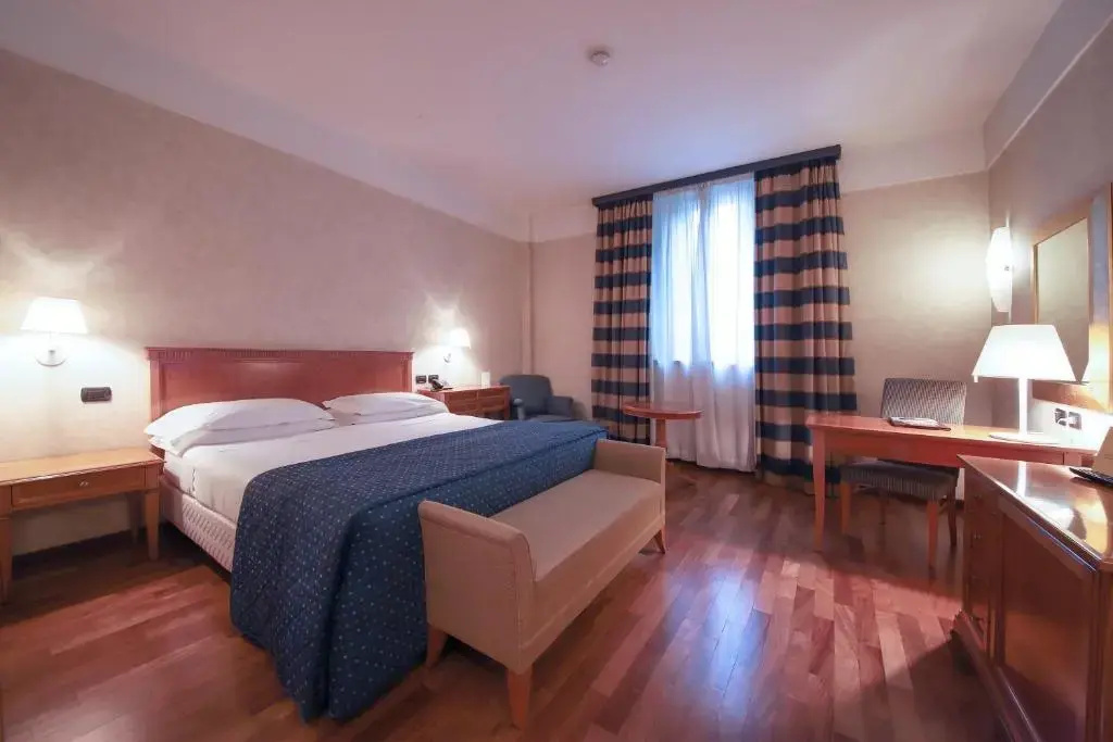 Monica Hotel Fiera - Chambres