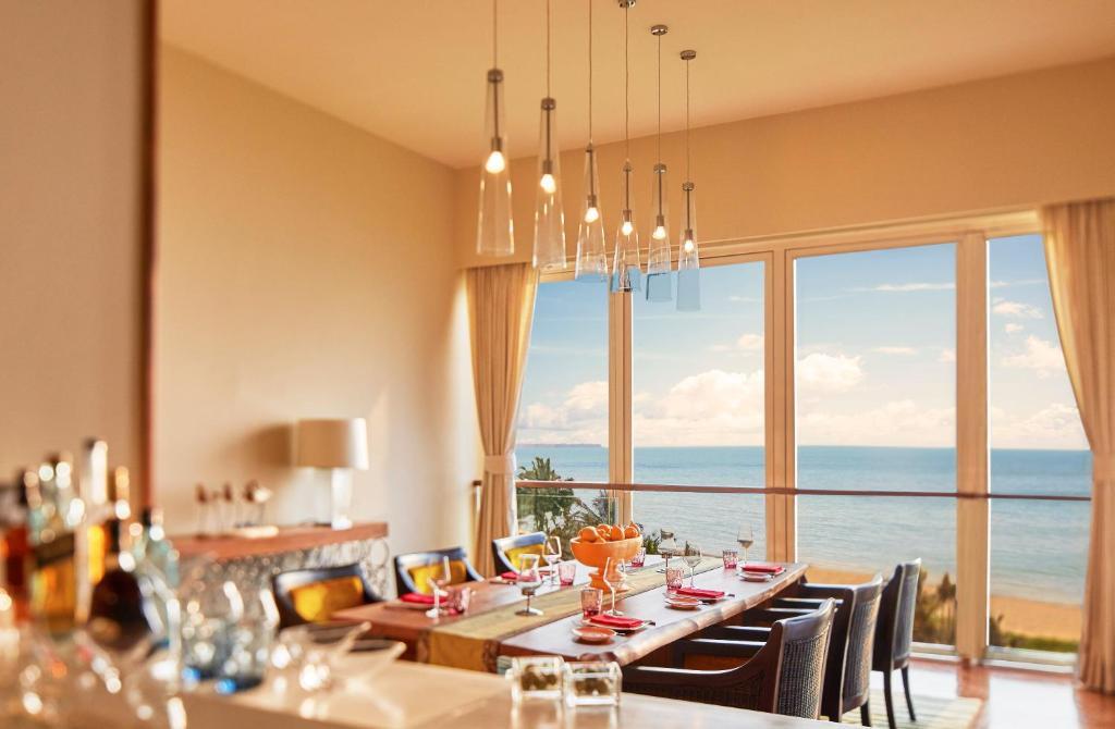 Heritance Negombo