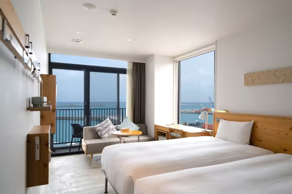 Corner Double room with view (twin beds)