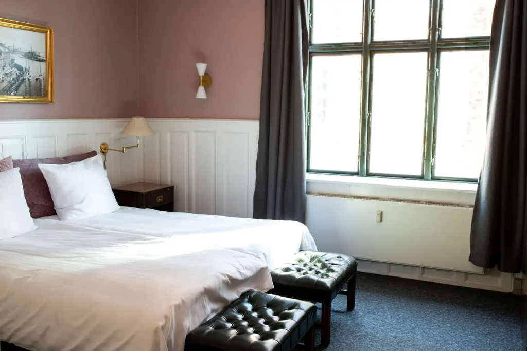 Double Junior Suite (twin beds)