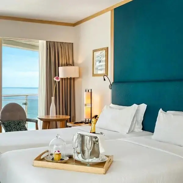 Sesimbra Oceanfront Hotel - Chambres