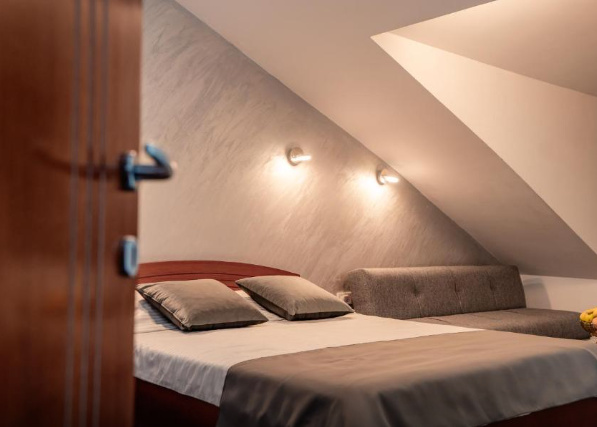 2 Bedrooms Suite with balcony