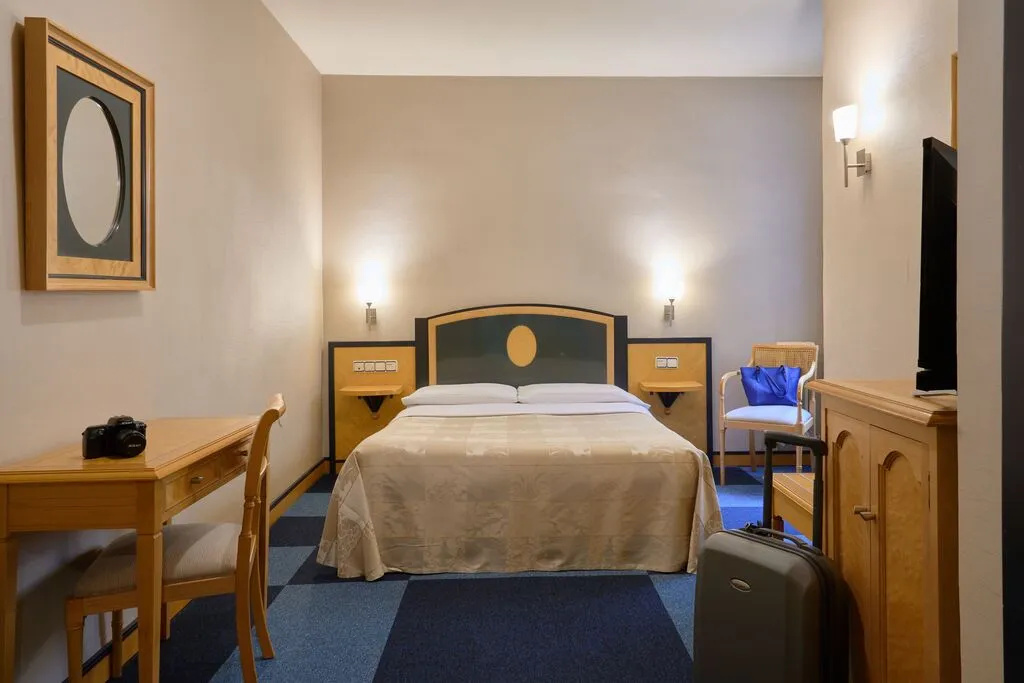 Comfort Matrimonial Double room (full double bed)