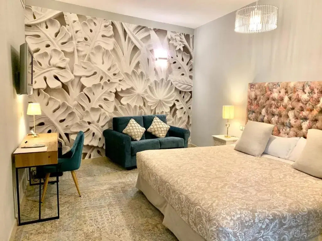 Superior Double room (full double bed)