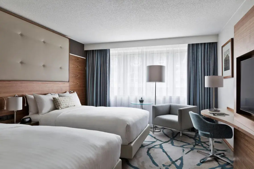 Deluxe Quadruple room