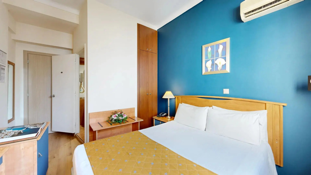 Lucy Hotel - Chambres
