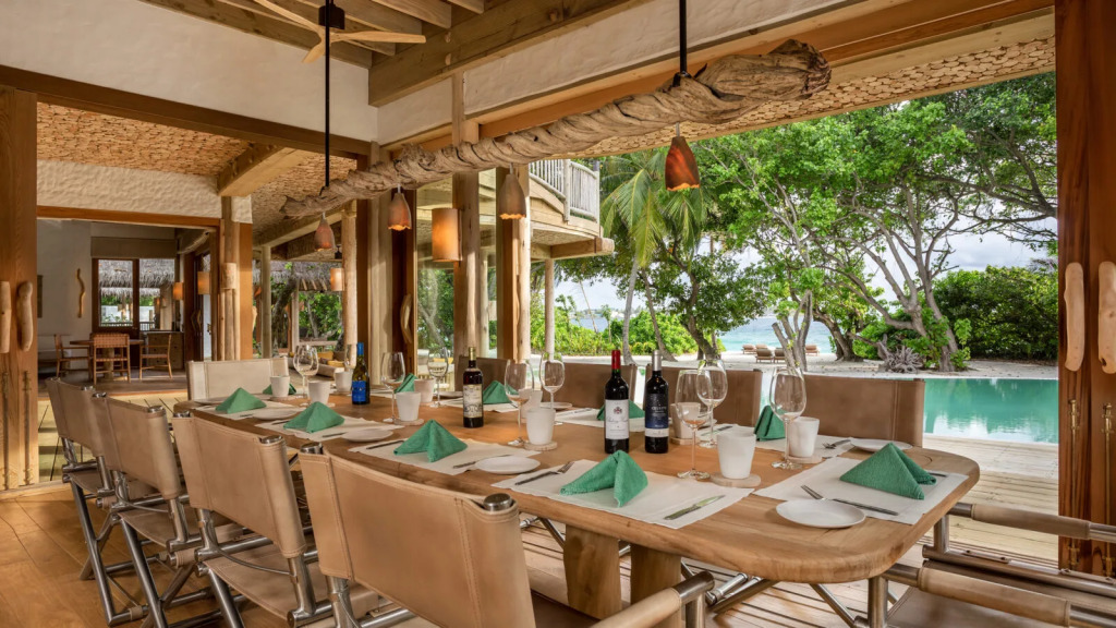 Sunset Reserve в Soneva Fushi
